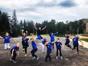 IMG-c17db47cc8ef59770f78b939500612cc-V